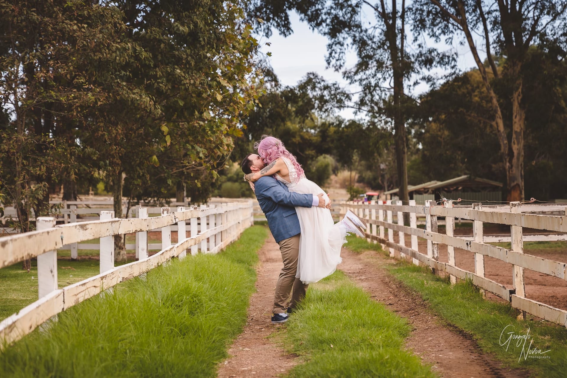 Perth Wedding Photography at Brookleigh Estate, Wedding Portraits