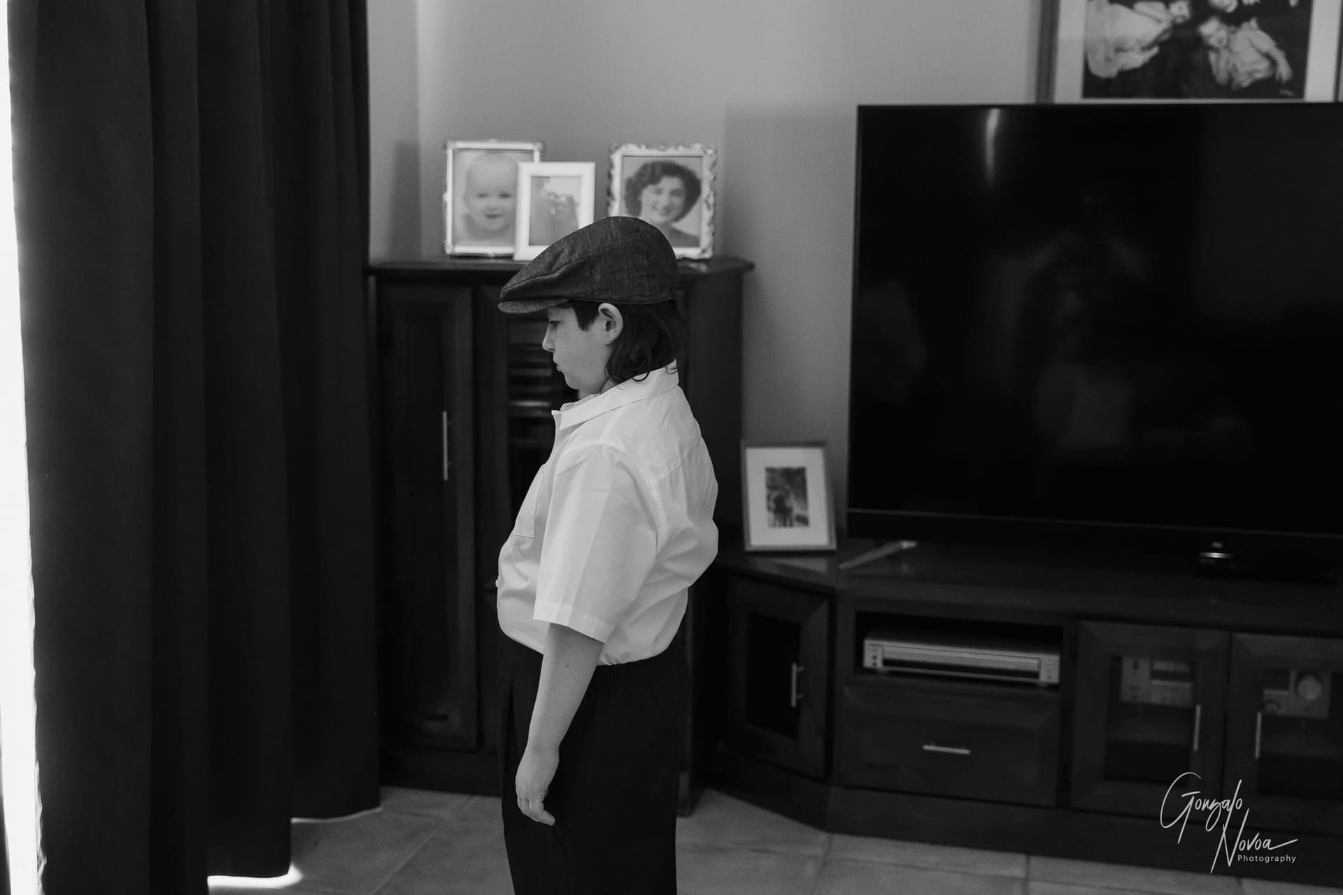 An emotional first look between a mother and a son