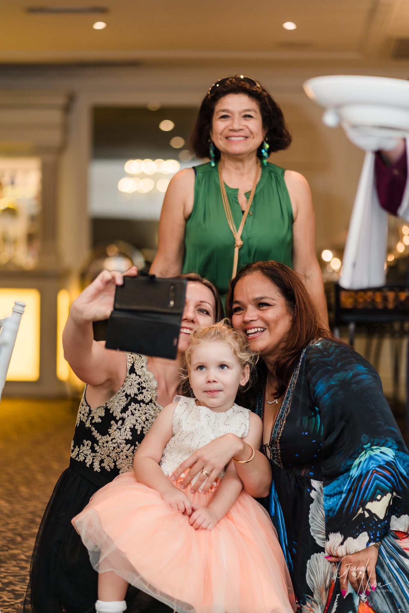 Perth Wedding Photographer, Wedding Reception - Gonzalo Novoa Photography at Caversham House