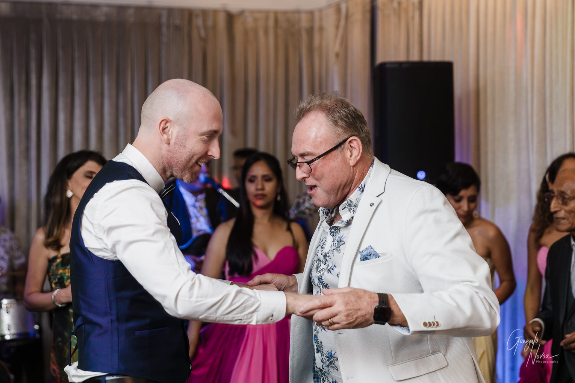 Perth Wedding Photographer, Wedding Reception - Gonzalo Novoa Photography at Caversham House
