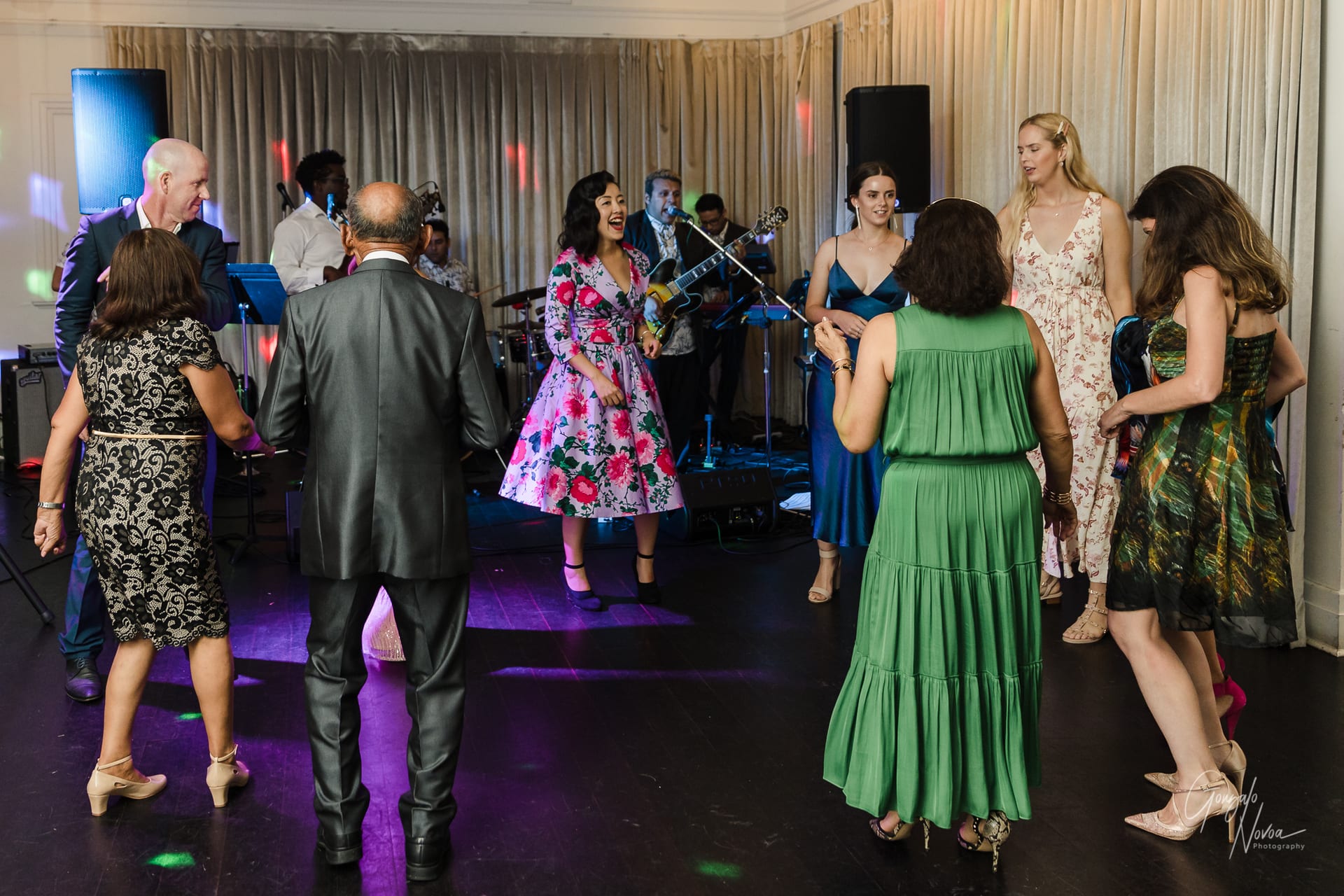 Perth Wedding Photographer, Wedding Reception - Gonzalo Novoa Photography at Caversham House